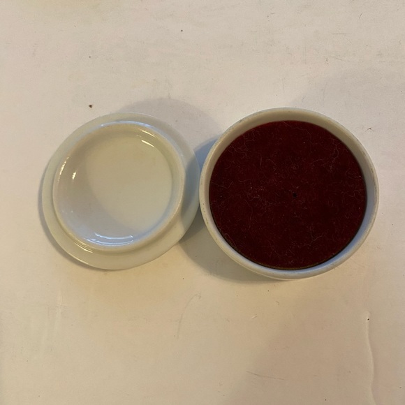 Vintage St Regis Trinket Box - Picture 2 of 3